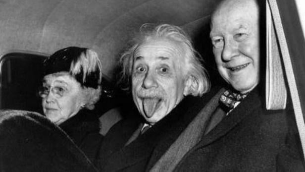 阿爾伯特·愛因斯坦（Albert Einstein）吐舌頭照